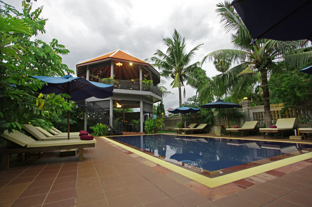 Reveal Angkor Hotel Siem Reap Esterno foto