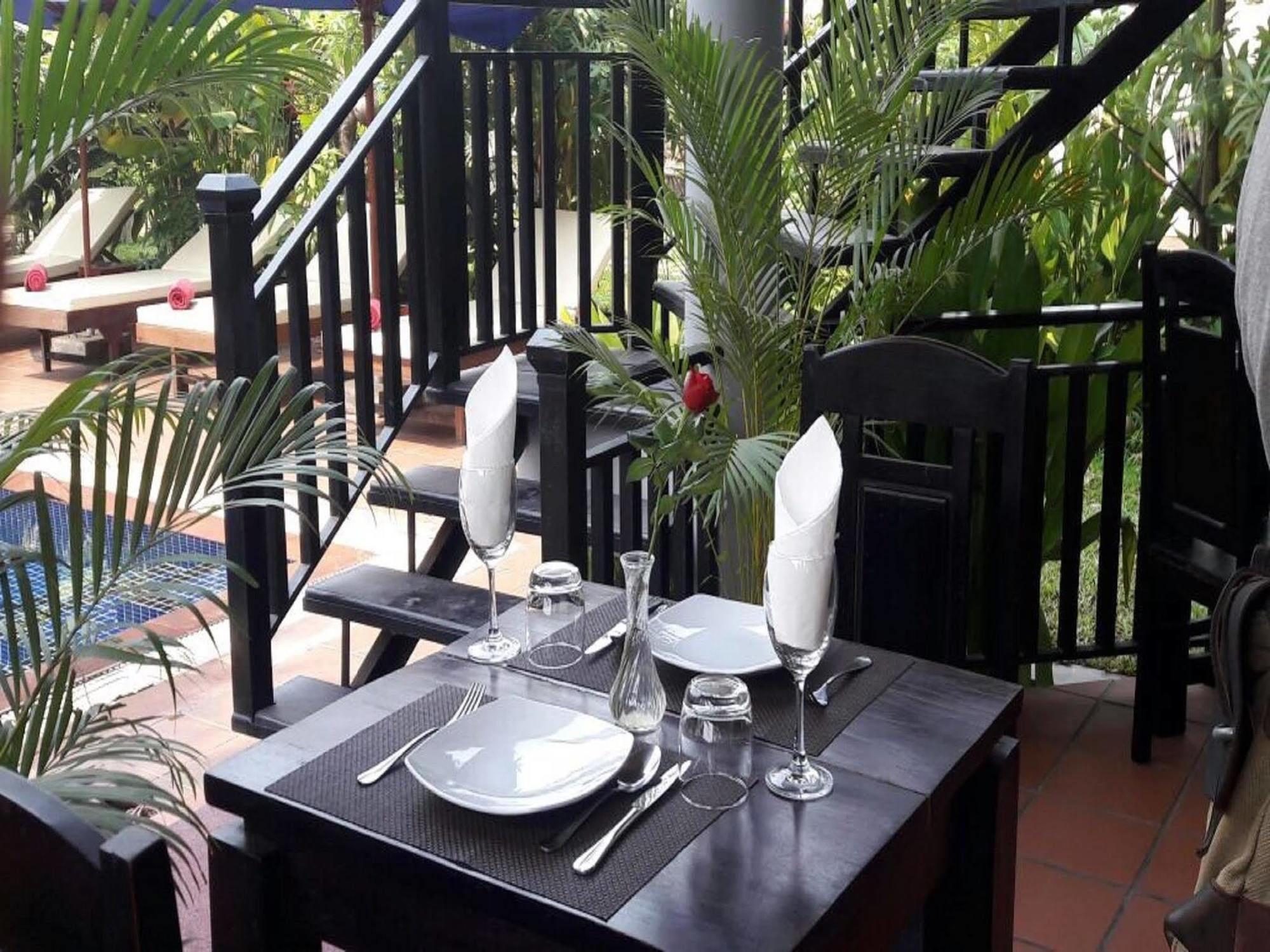 Reveal Angkor Hotel Siem Reap Esterno foto