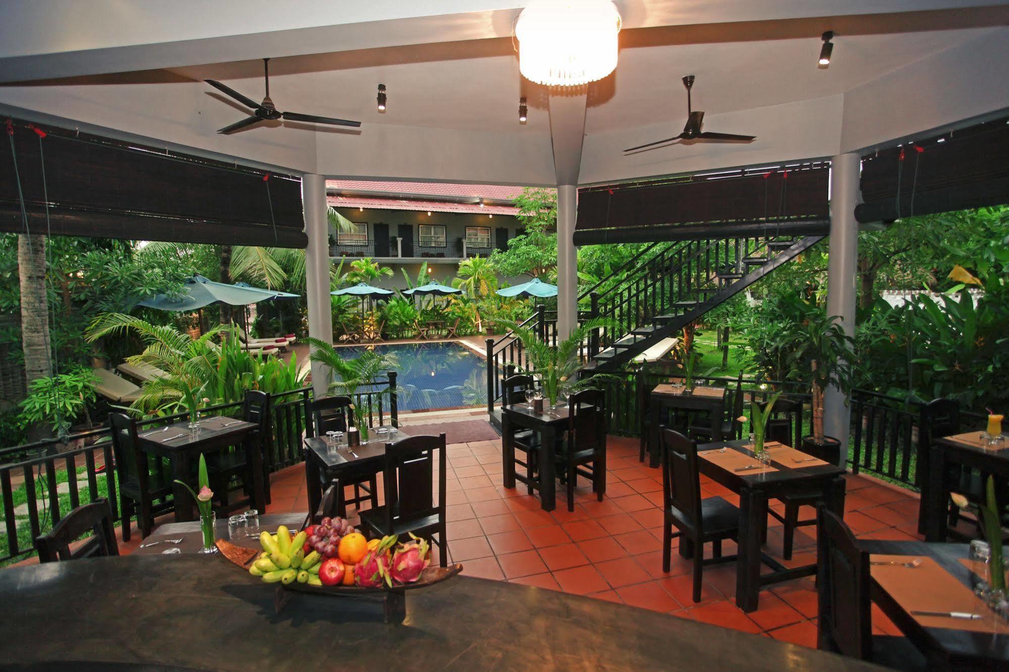 Reveal Angkor Hotel Siem Reap Esterno foto