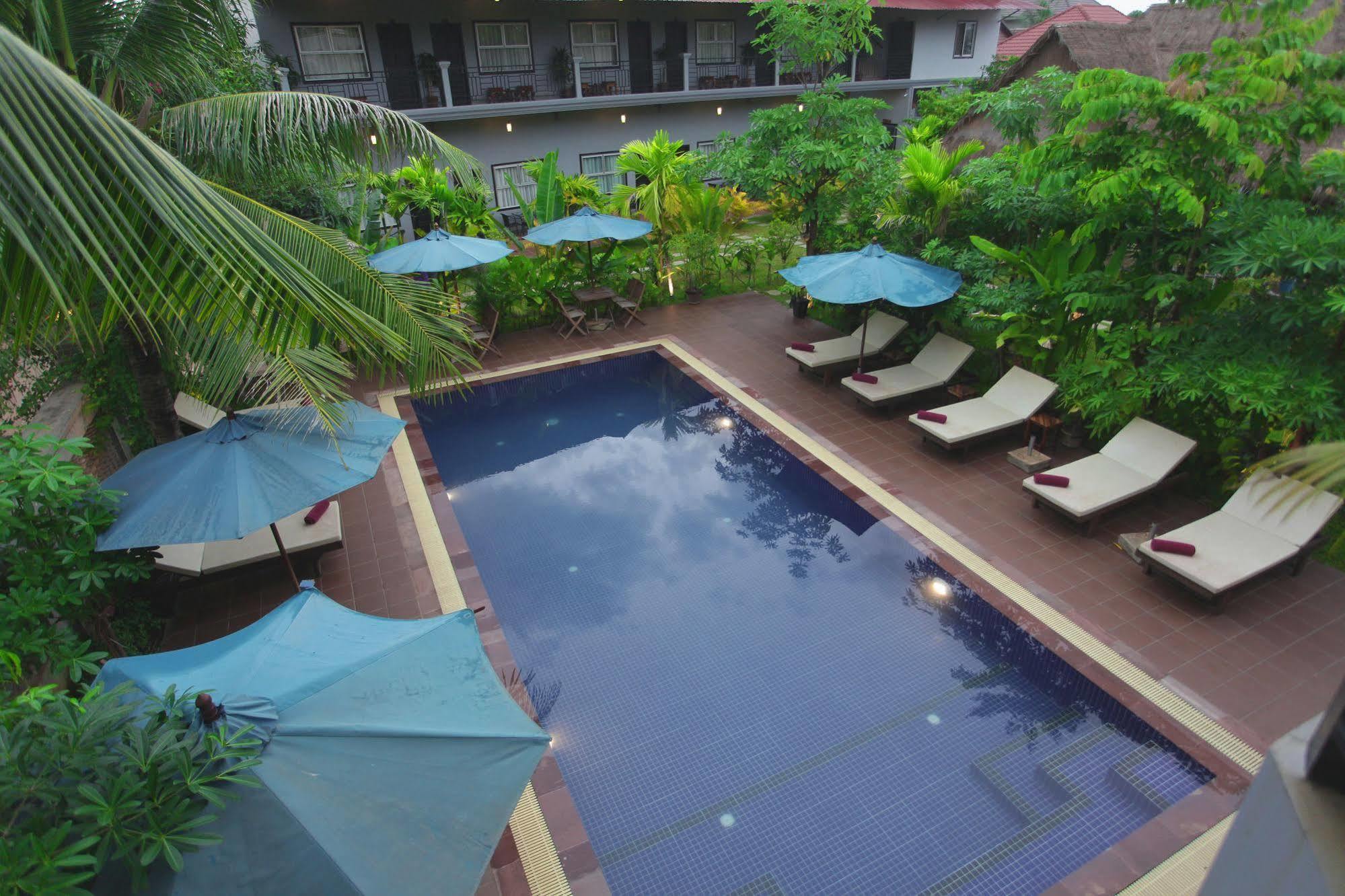 Reveal Angkor Hotel Siem Reap Esterno foto