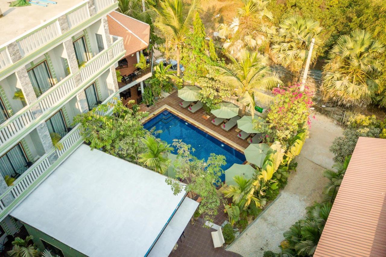 Reveal Angkor Hotel Siem Reap Esterno foto